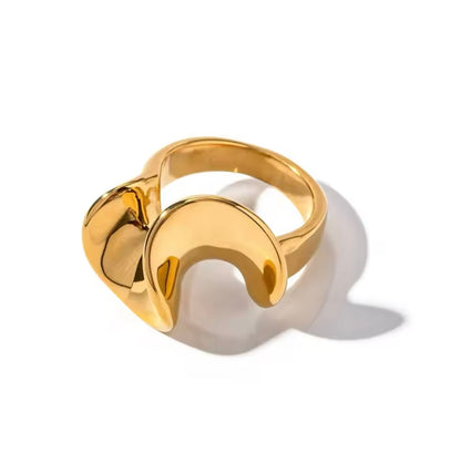 Modern Sculpt Ring